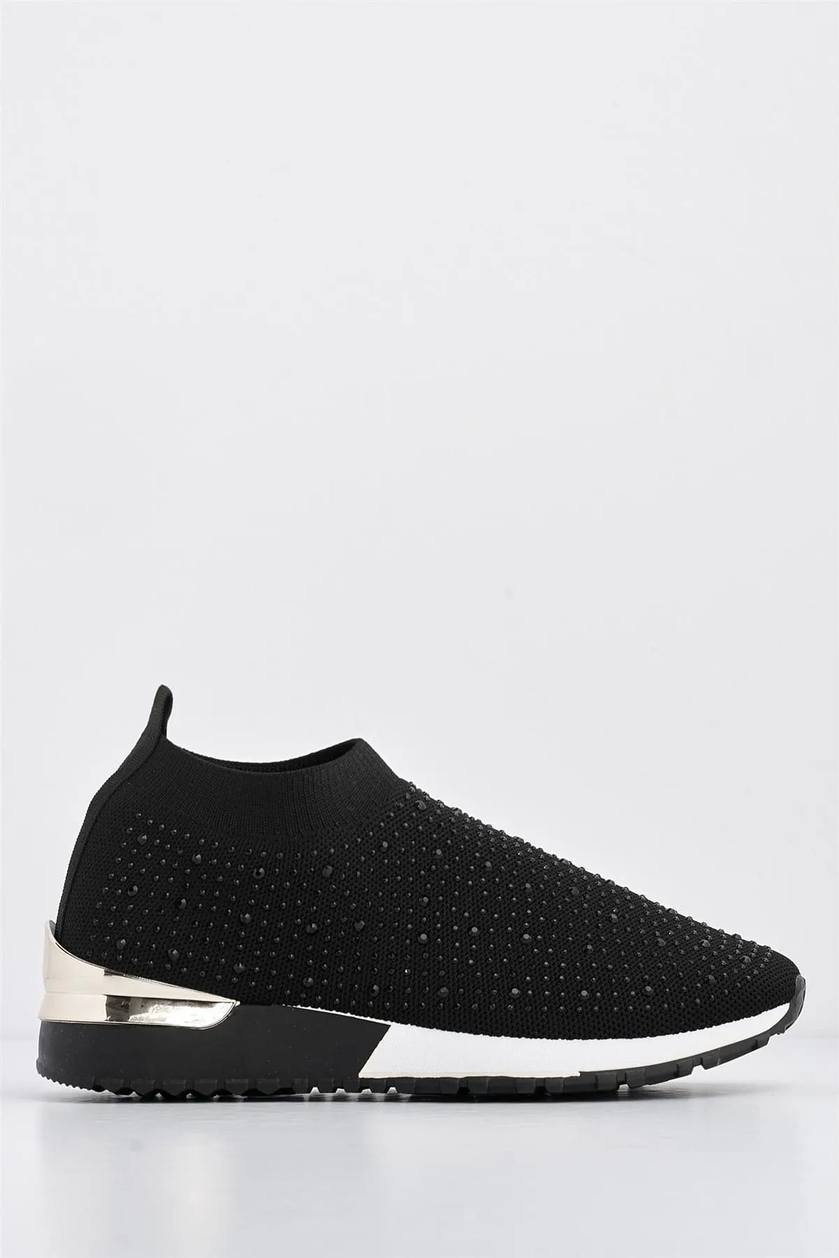 Ari Slip On Trainer in Black