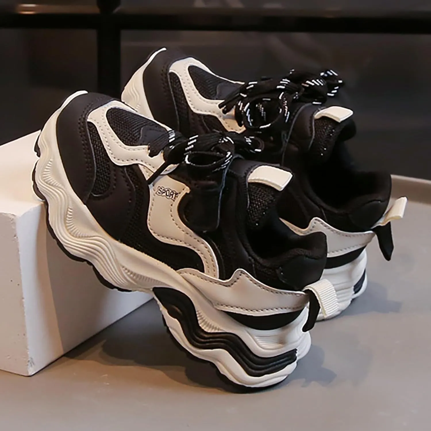 Boys Girls Tennis Shoes Kids Lightweight Breathable Sneakers Lace-up Running Athletic Shoes for Tennis Shoes Girl