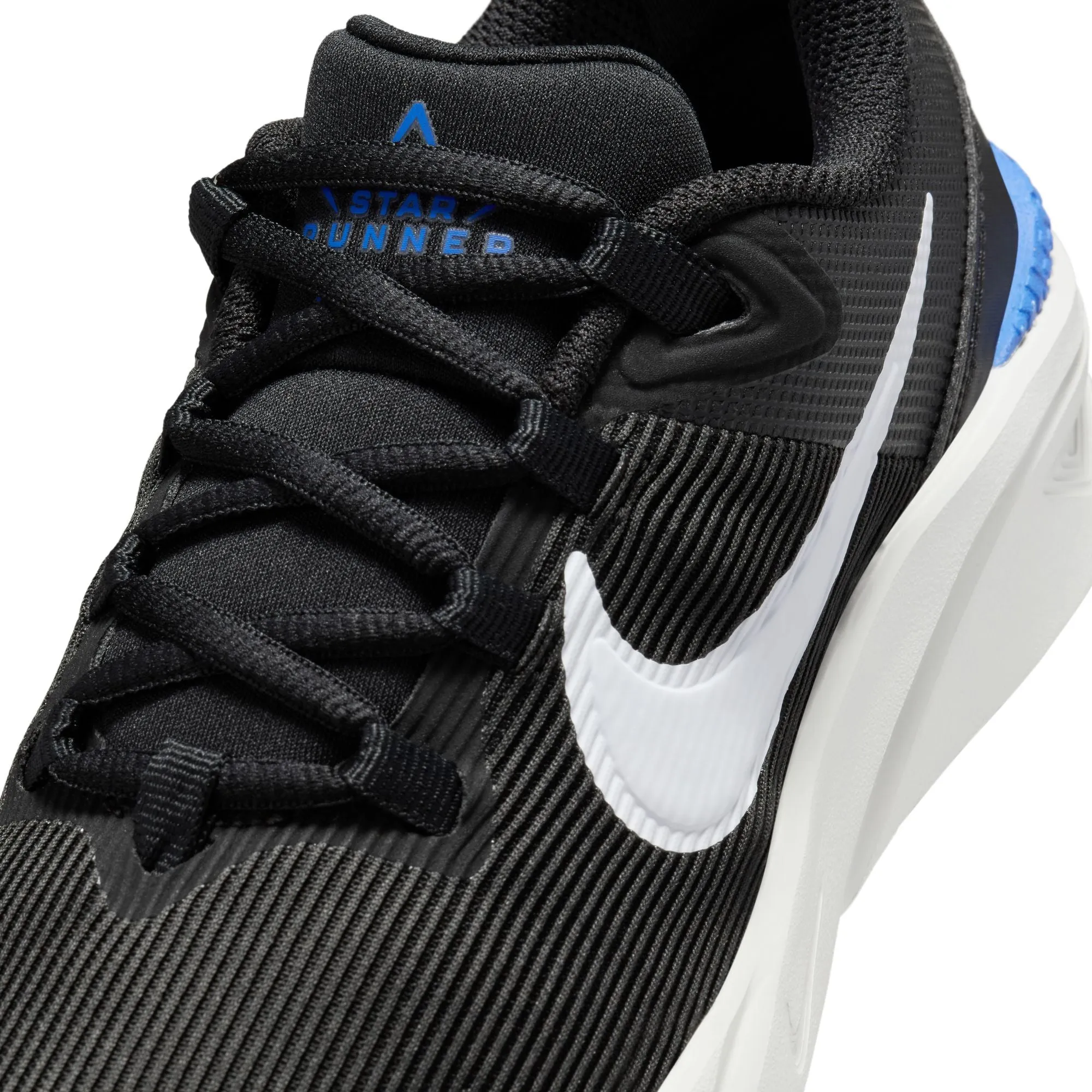 Boys' Nike Youth Star Runner 4