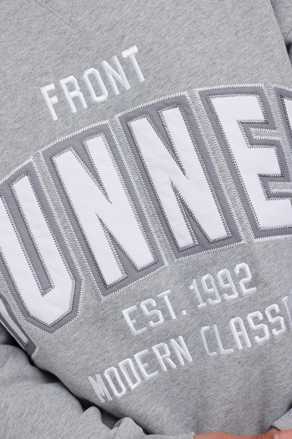 Front Runner Modern Classic Crewneck Grey Marle
