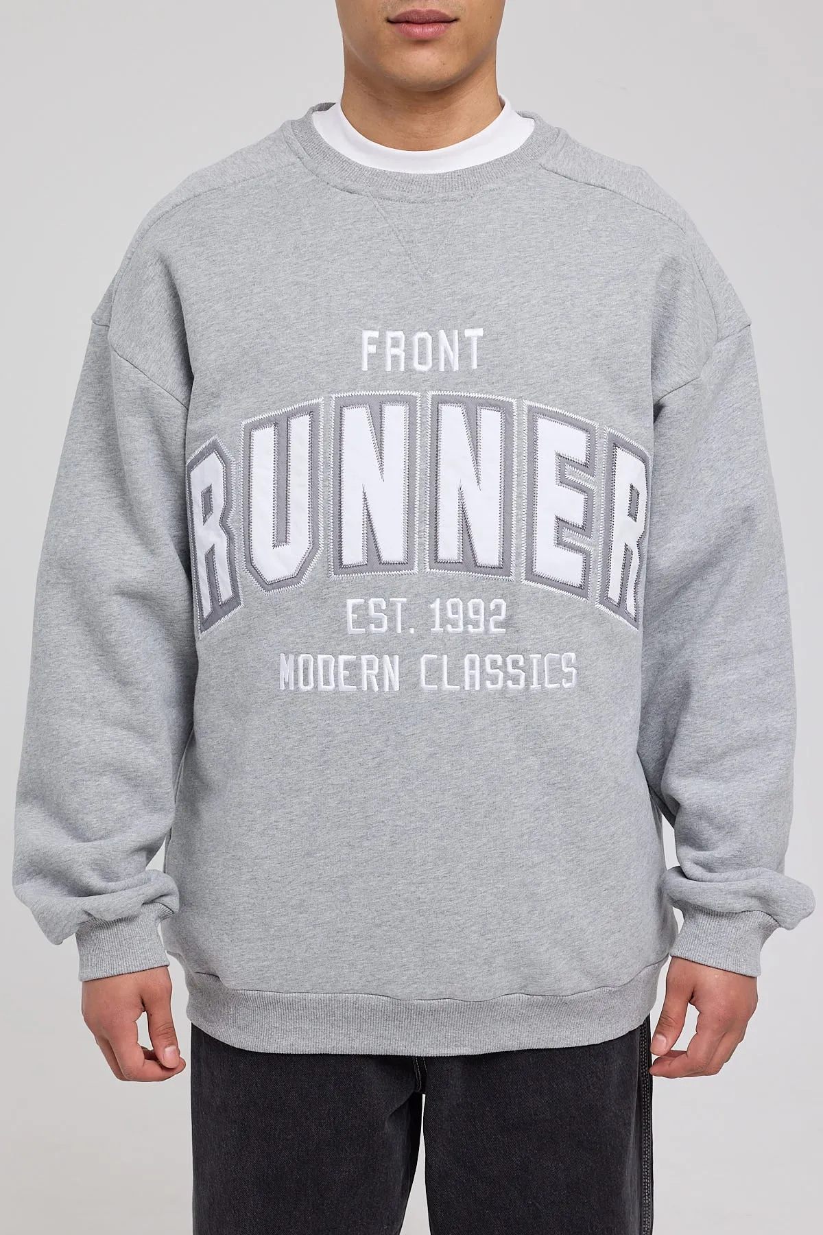 Front Runner Modern Classic Crewneck Grey Marle
