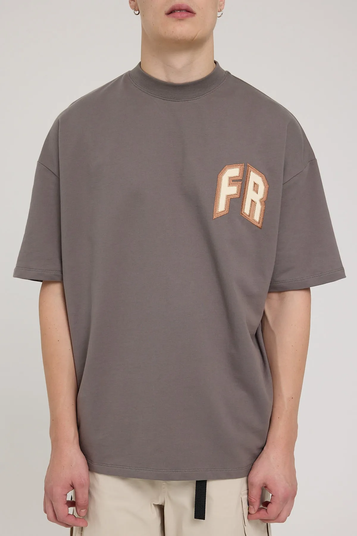 Front Runner Modern Classic Tee Charcoal