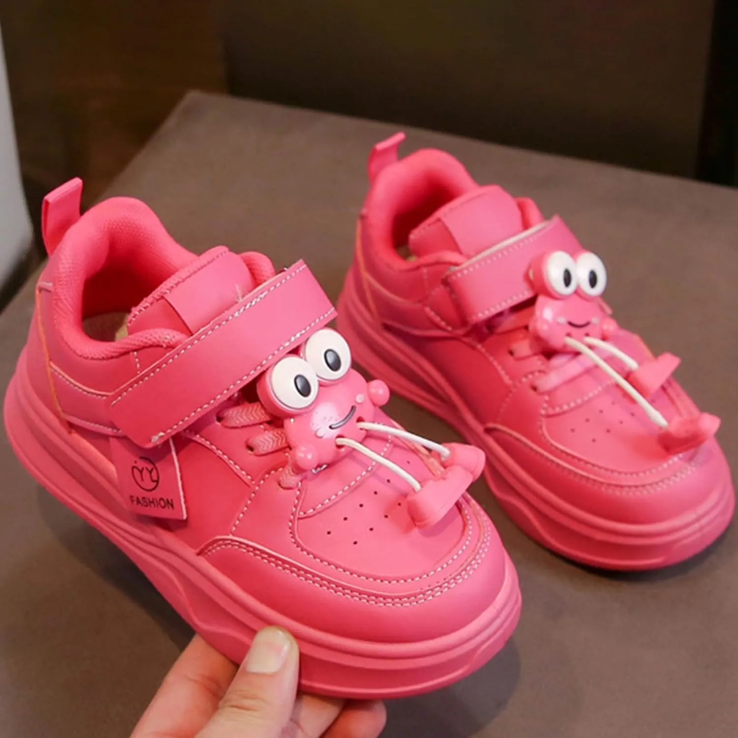 Kids Cute artoon Frog Sneakers Lightweight Breathable Anti Slip Platform Sports Shoes for Boys Girls Jogging
