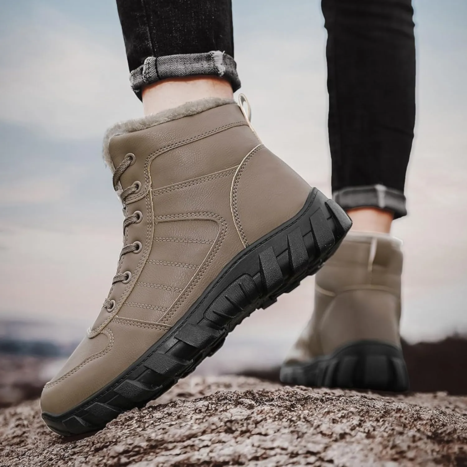Men Work Boots Waterproof Hiking Sneakers Shoes with Fur Lined Women Safety Shoes Waterproof Waterproof Work Shoes Non-Slip Hike Grounded Footwear