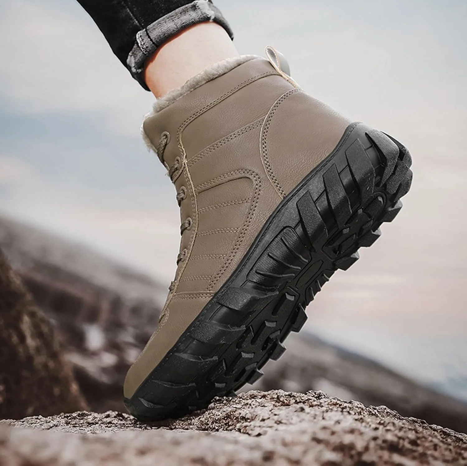 Men Work Boots Waterproof Hiking Sneakers Shoes with Fur Lined Women Safety Shoes Waterproof Waterproof Work Shoes Non-Slip Hike Grounded Footwear