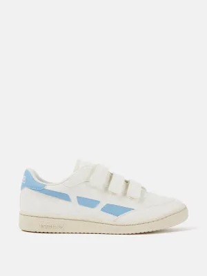 Modelo '89 strap trainer in sky blue