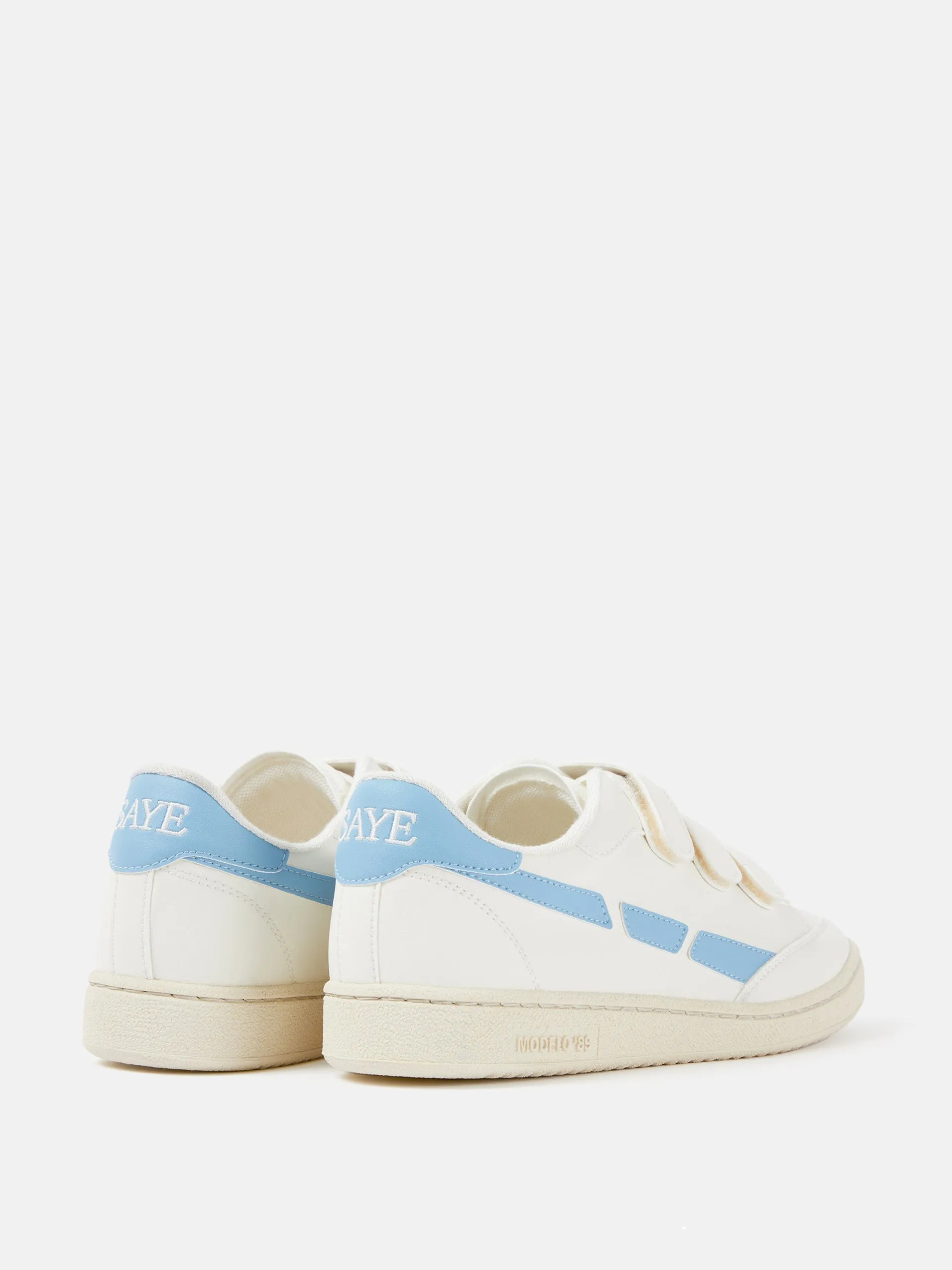 Modelo '89 strap trainer in sky blue