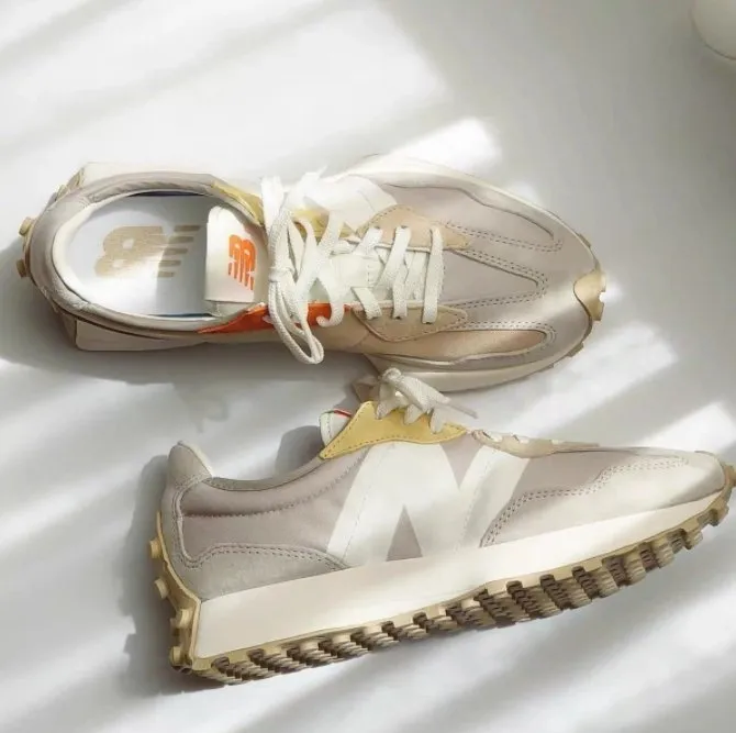 New Balance 327 雲霧灰