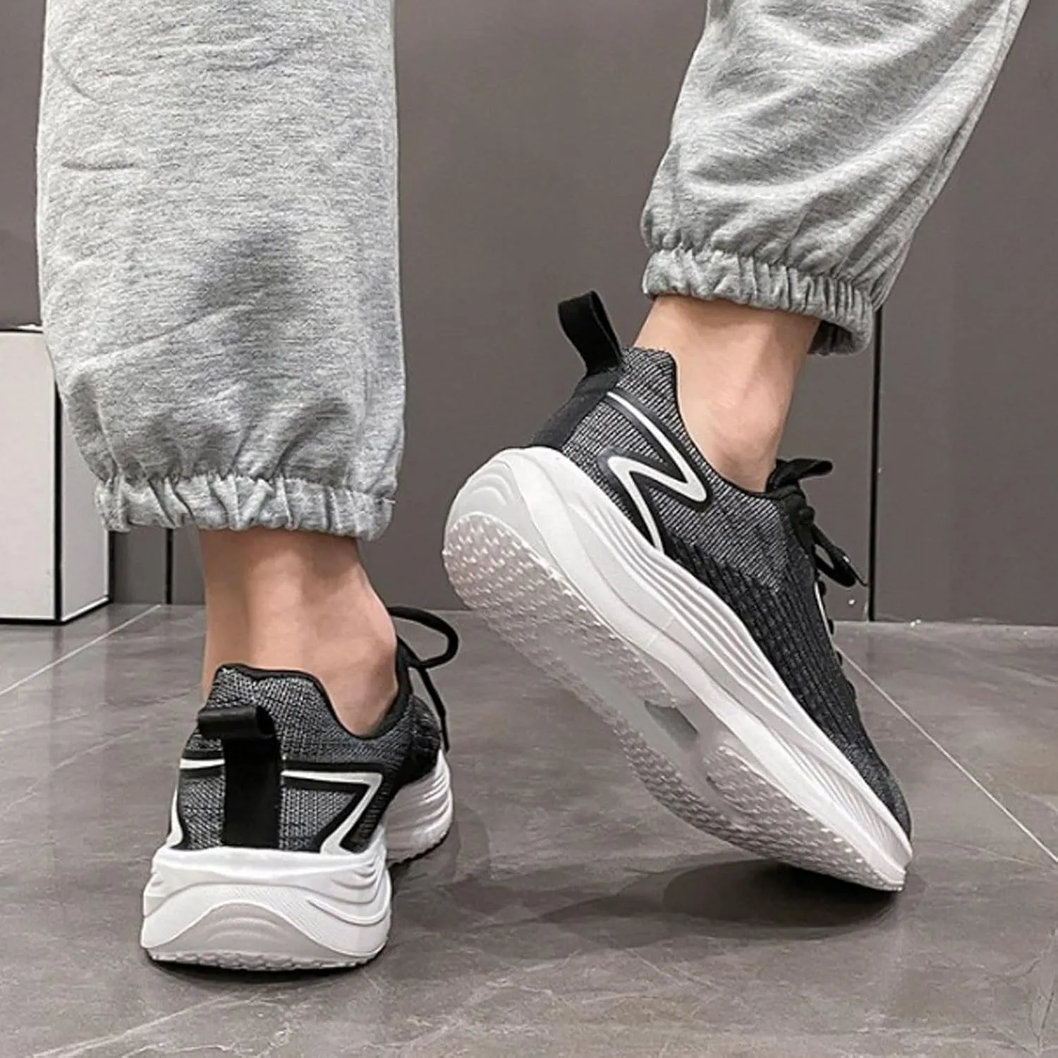 Running Shoes for Women,Womens Cushioned Sneakers Breathable Mesh Soft Soled Casual Sneakers for Men and Women with Arch Support,Comfortable Walking Fitness Shoe Lightweight Gym Fitness Footwear