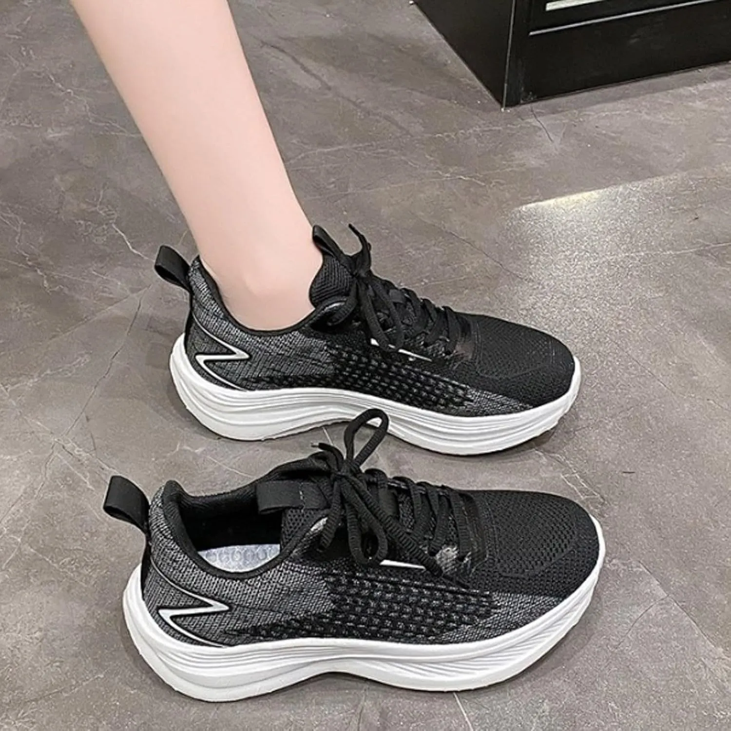 Running Shoes for Women,Womens Cushioned Sneakers Breathable Mesh Soft Soled Casual Sneakers for Men and Women with Arch Support,Comfortable Walking Fitness Shoe Lightweight Gym Fitness Footwear