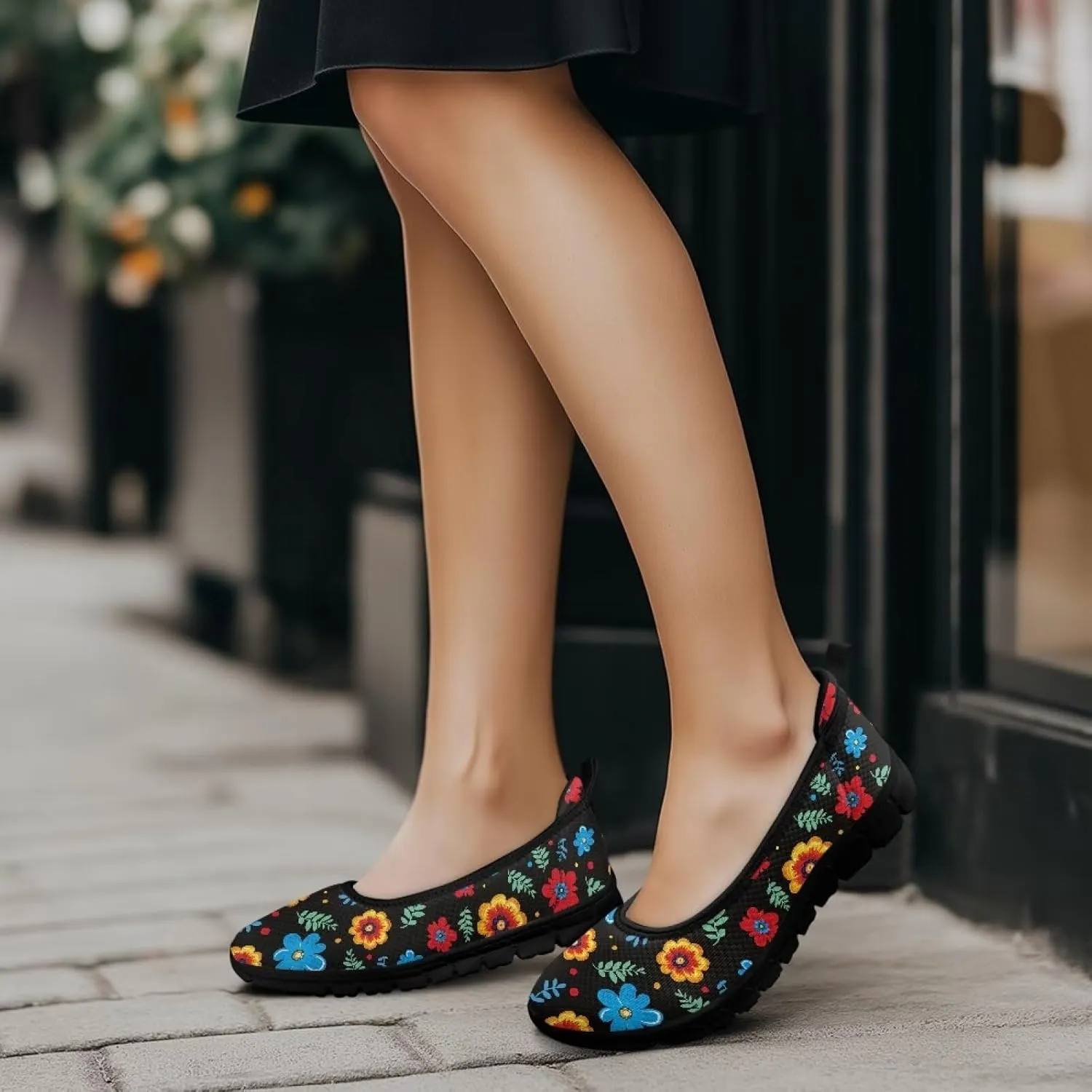 Women Slip On Shoes Sneakers for House Outdoor Breathable Lightweight Loafers Fashion Comfortable Sneakers Size 6-11 Black Sole