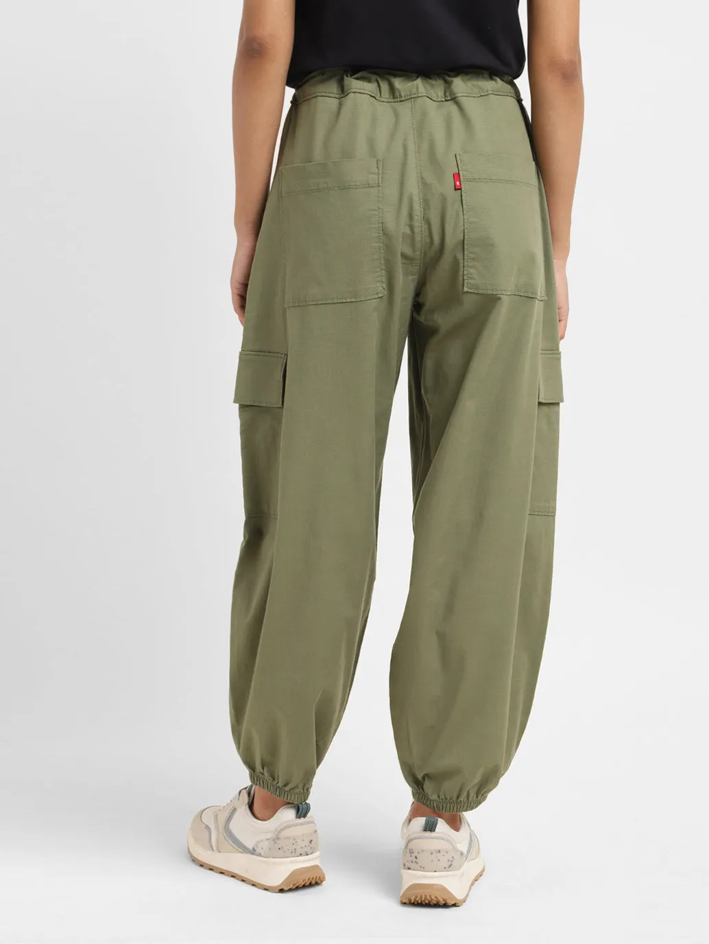 Women's High Rise Green Loose Tapered Fit Trousers