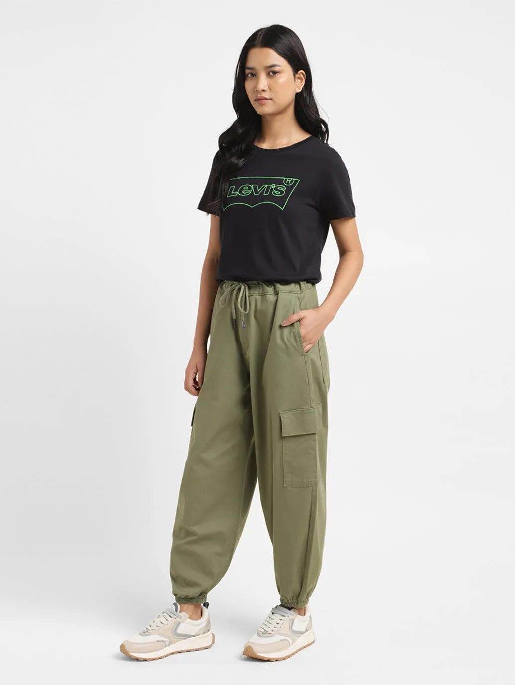 Women's High Rise Green Loose Tapered Fit Trousers