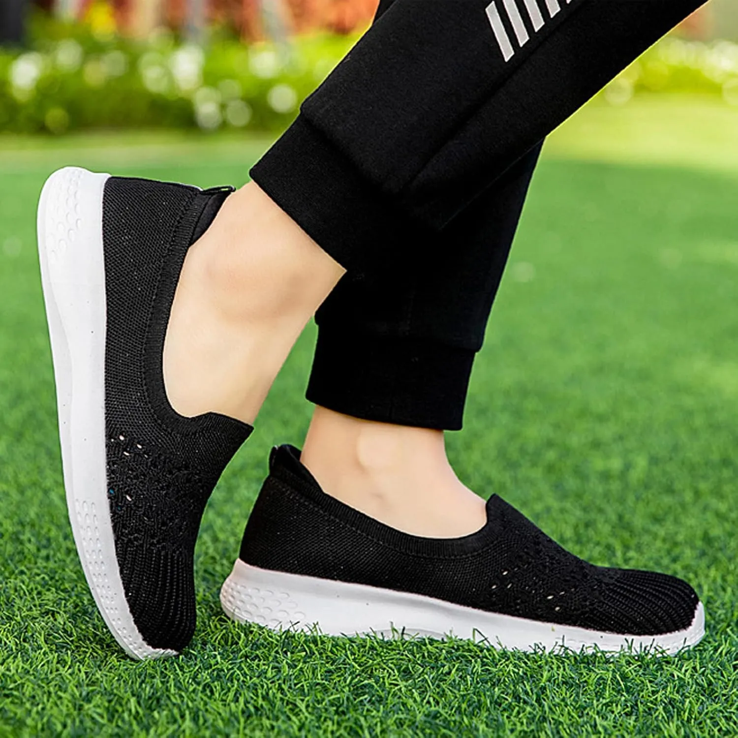 Women's Slip On Mesh Knit Flat Soft Sole Walking Shoes,Summer Non-Slip Breathable Athletic Comfortable Work Memory Foam Lightweight Flat Loafer Nurse Mom Shoes Sneakers