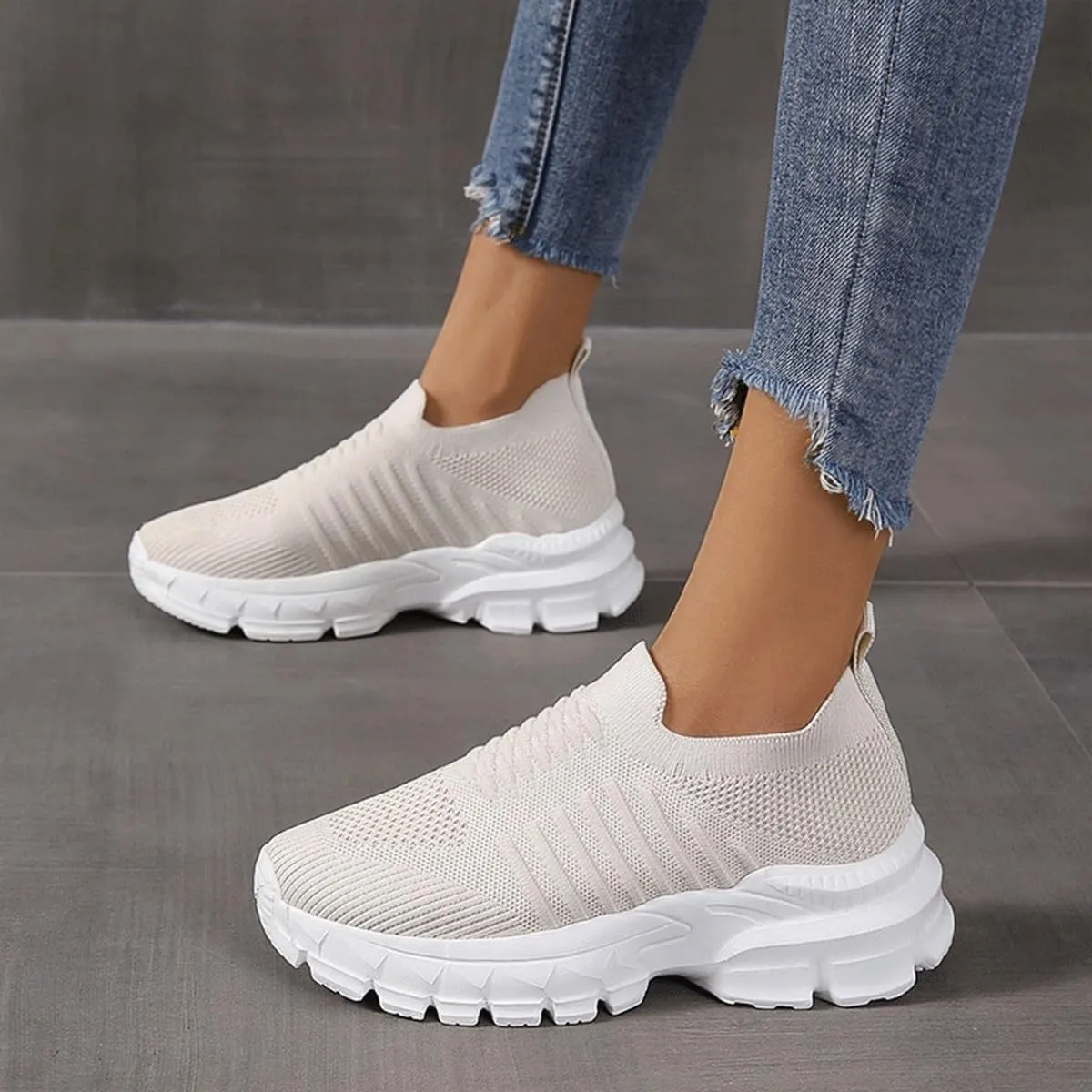 Women's Sneakers Knitted Mesh Breathable Walking Shoes Slip On Running Shoes Non-Slip Sneakers Athletic Fashion Tennis Sneakers Mesh Workout Outdoor Leisure Sports Shoes